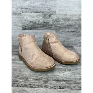 Olive & Edie Girls Size 10M Ankle Boots Pink Zip Closure Textured Design